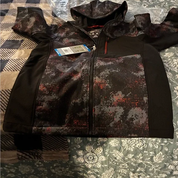 Free Country Boys Softshell Jacket - Black and Orange - Picture 2 of 12